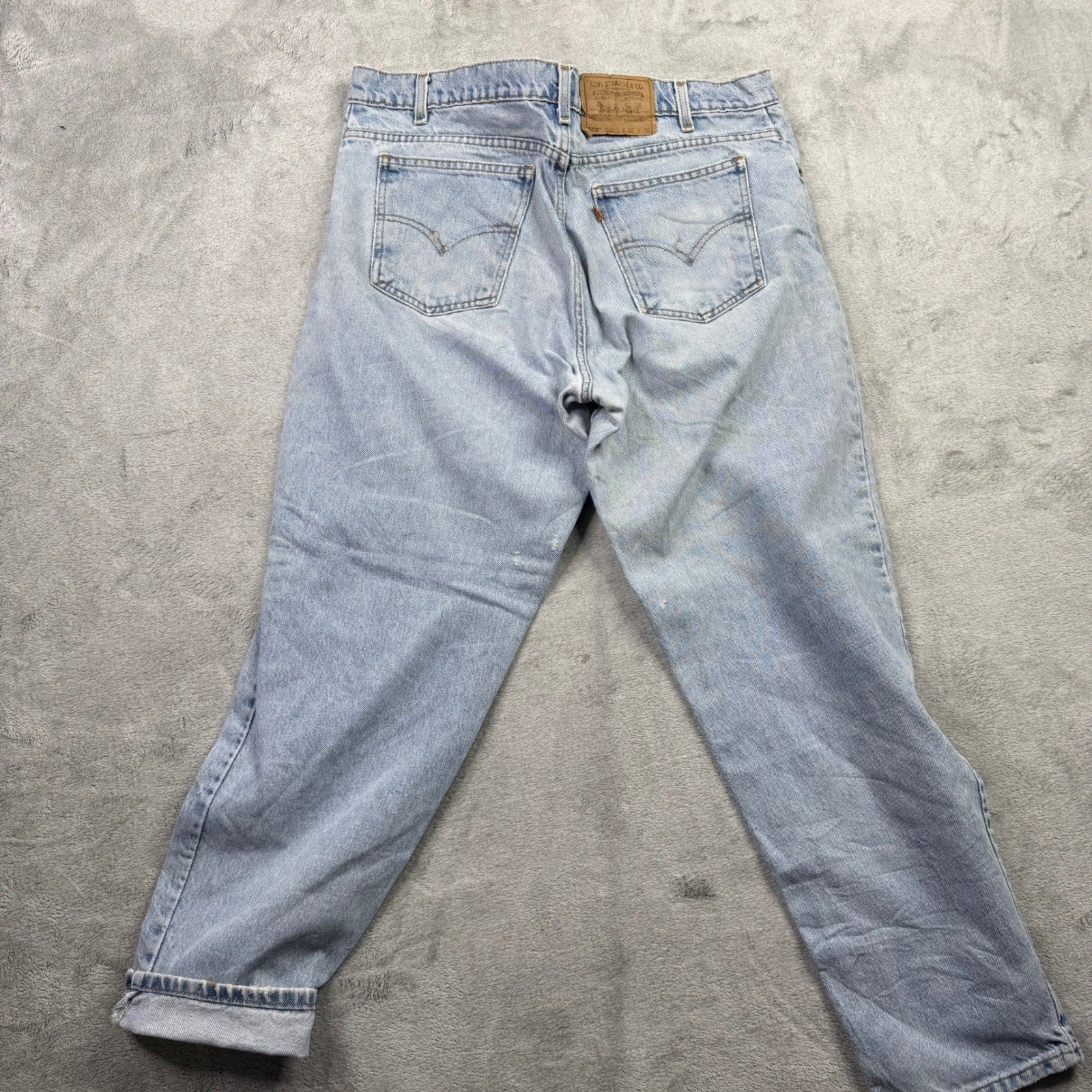 Levi Strauss 501 Mens Jeans Light Wash Button Fly Straight Leg Pants 34 x 28