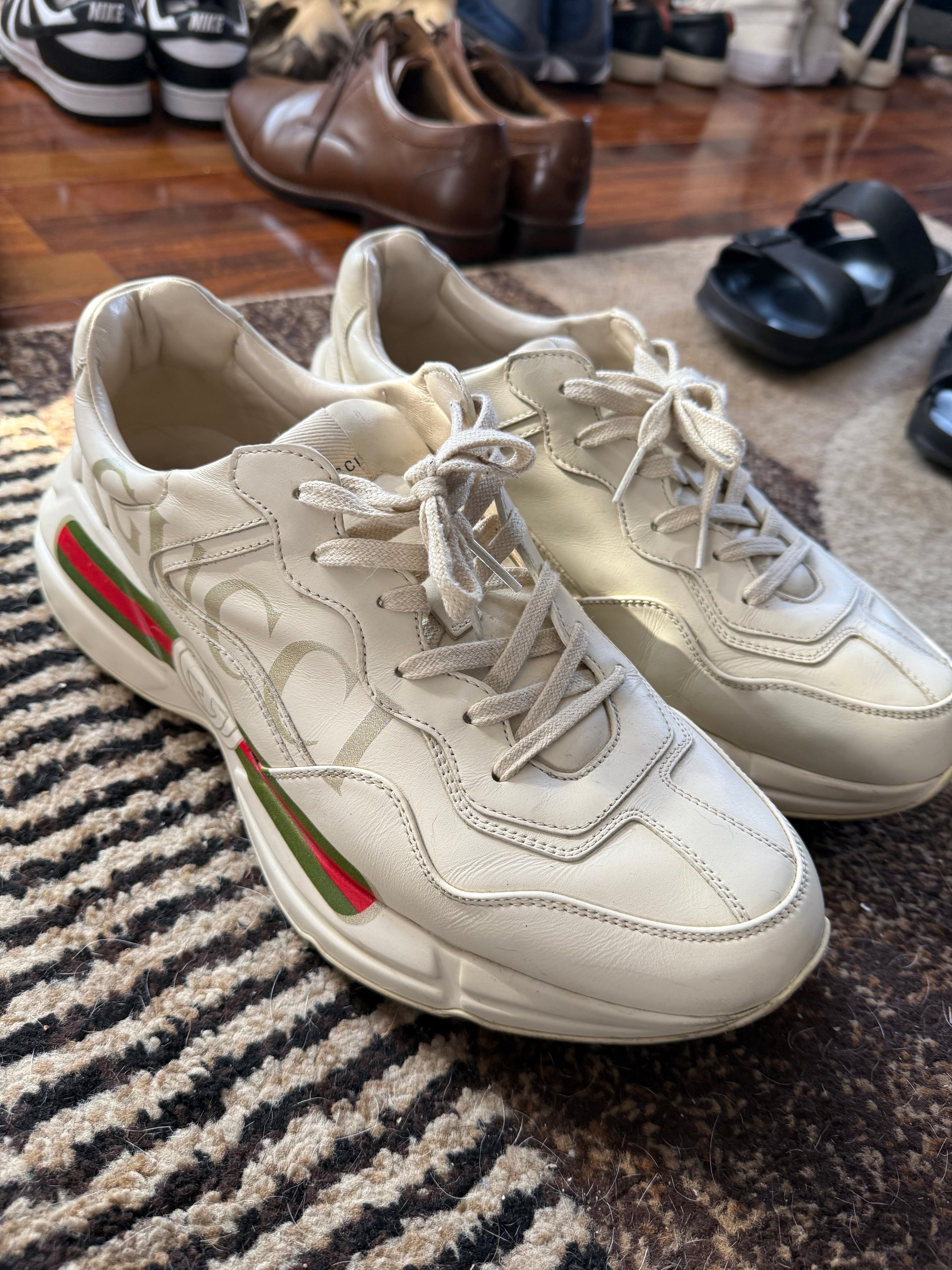 Gucci Mens rhyton retro logo sneaker